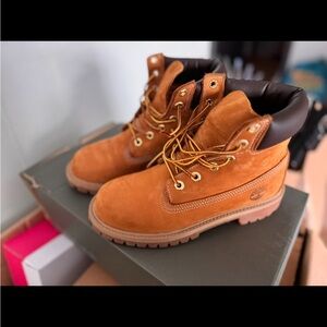 Timberland Tan and Brown Boots Rugged Nubuck Leather